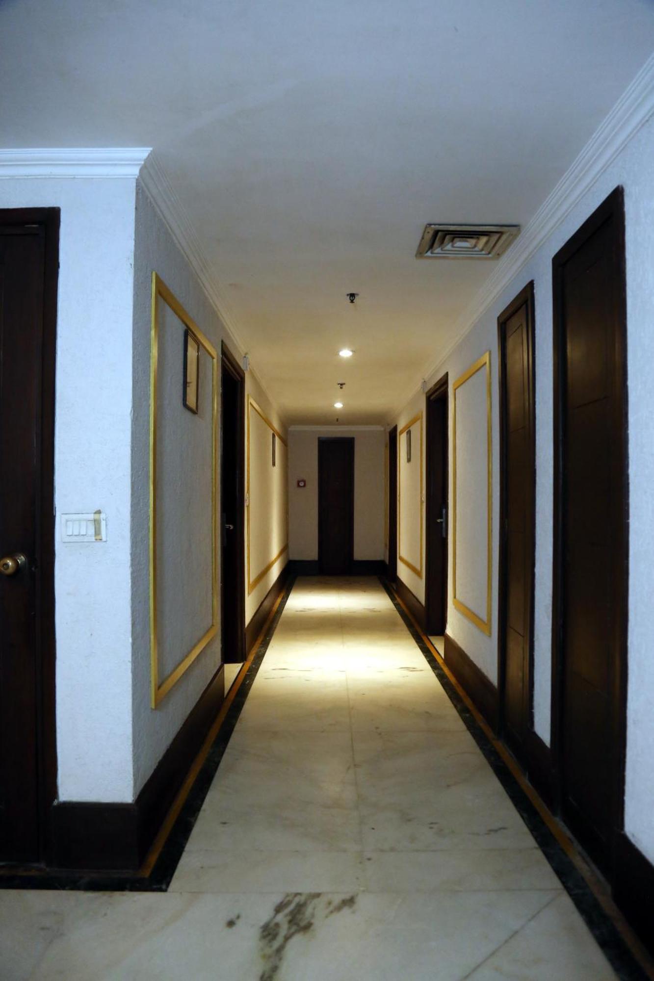 Hotel Imperial Executive Ludhiana Bagian luar foto